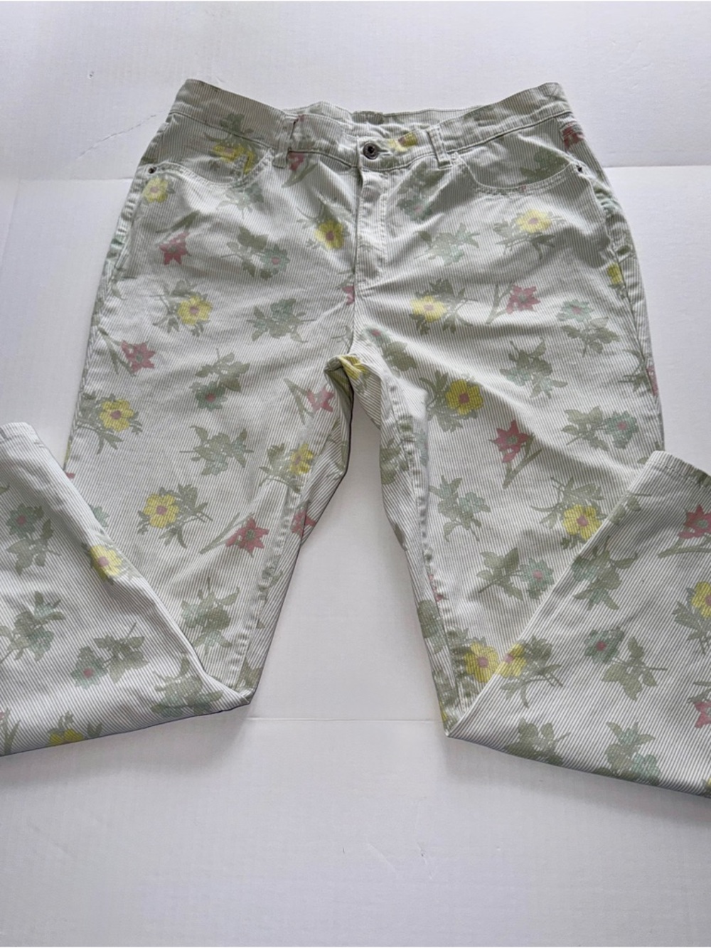 Studio Floral Ankle Pants in White with Yellow & Green Print day date spring